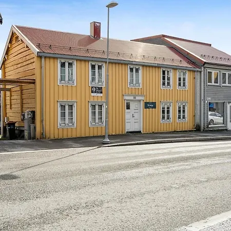 In Centre With Two Bedrooms Og Free Parking Tromsø